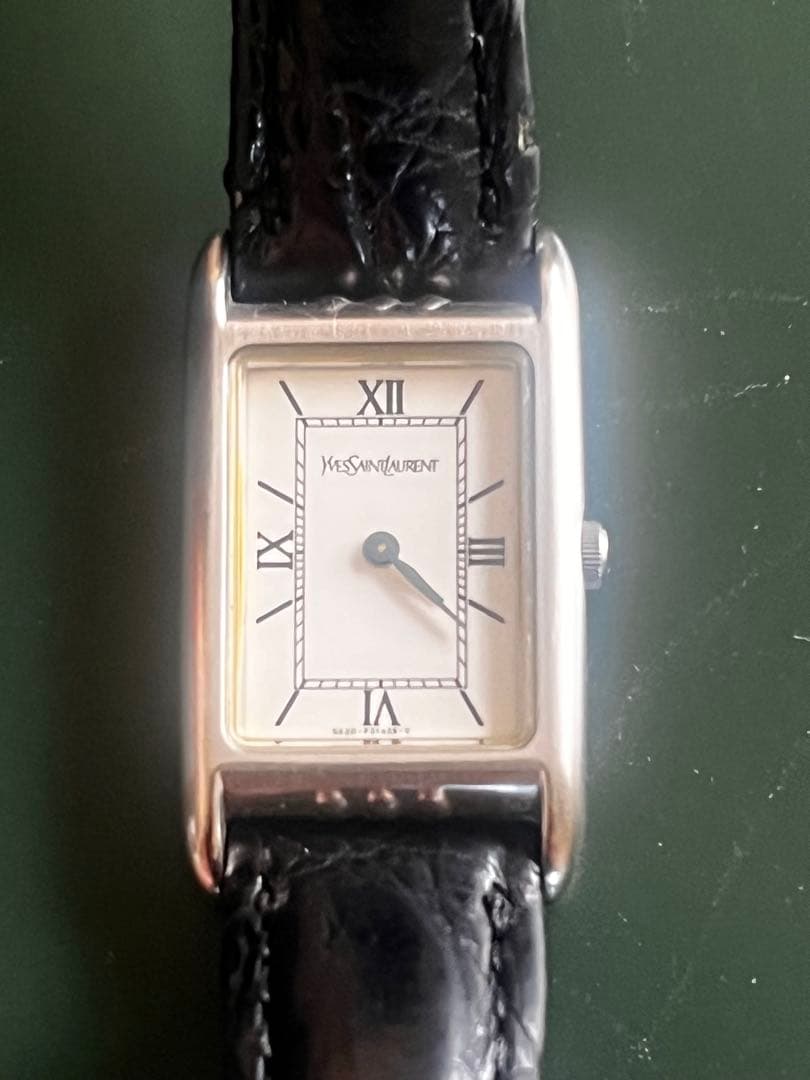 Yves Saint Laurent レディースウォッチ