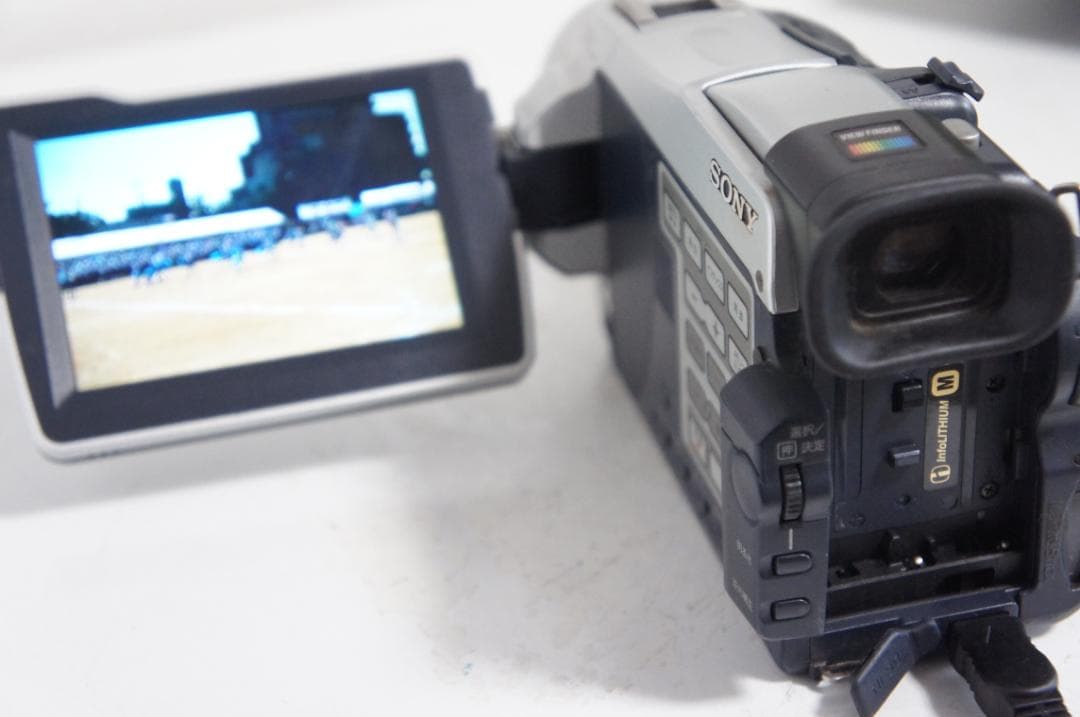 動作美品★DCR-TRV27 SONY MiniDVビデオカメラ 220