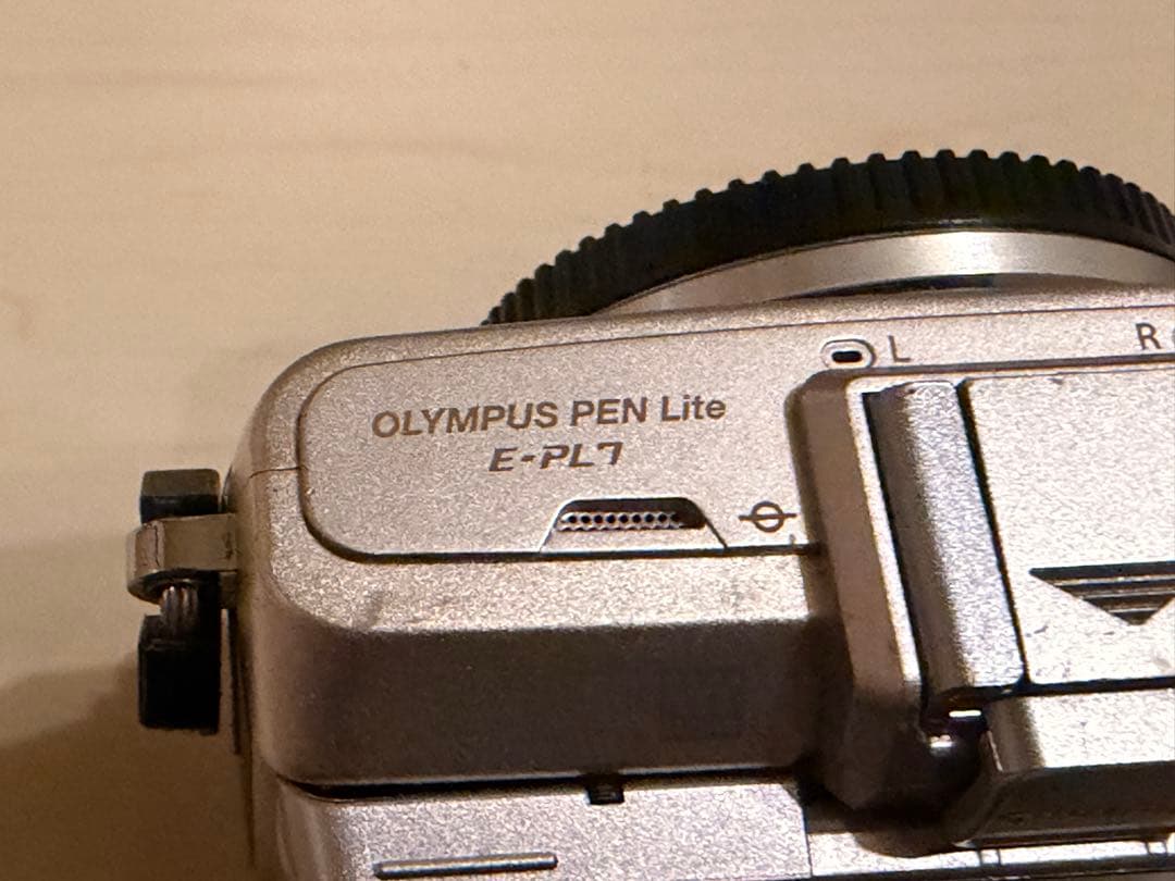 OLYMPUS E-PL7 本体 標準レンズ 純正バッテリー×2 他付属品付