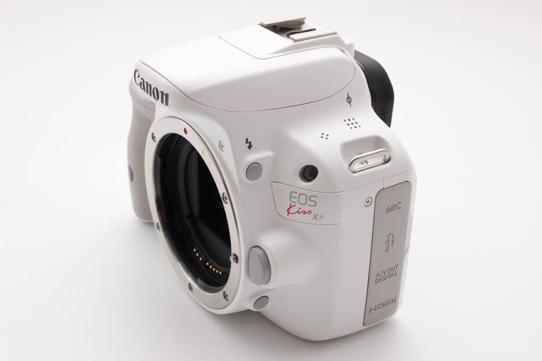 Canon EOS Kiss X7 ホワイトボディ　スマホに送れる一眼レフ　美品