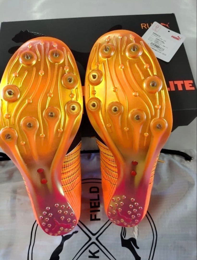 Puma 　エヴォスピード　トーキョー　ニトロ　25.5