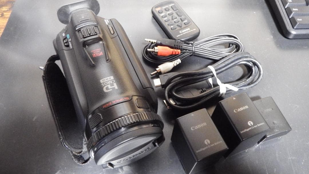 ★トウバツ　 Canon デジタルビデオカメラ iVIS HF G20