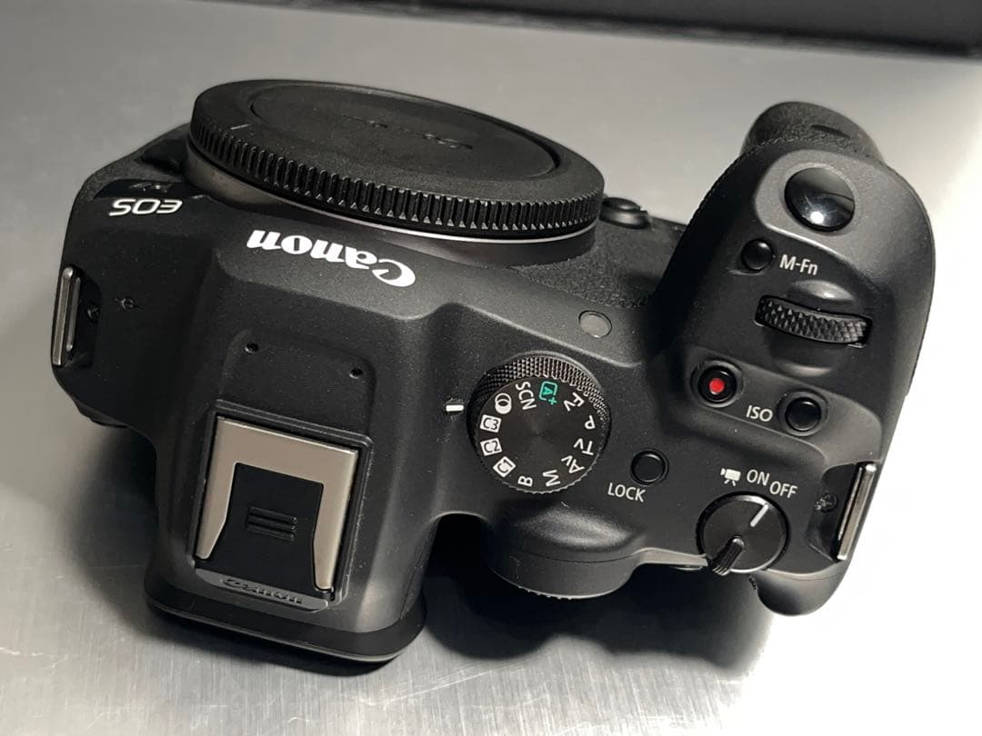 Canon EOS R7 ボディ　最終値下げ！