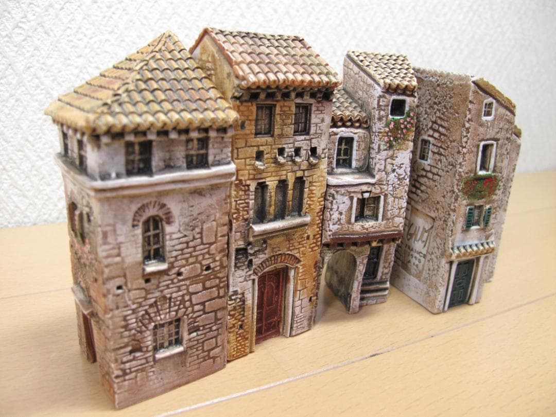 ゴーハウス　ミニチュア　４点　南仏 プロヴァンス　フランス製