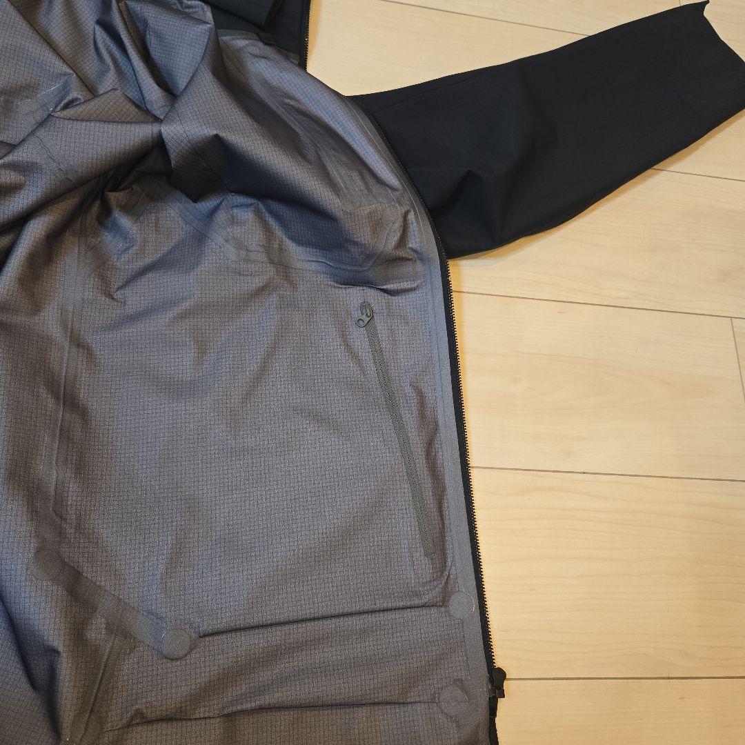 【美品】ARC‘TERYX VEILANCE Monitor Coat　M