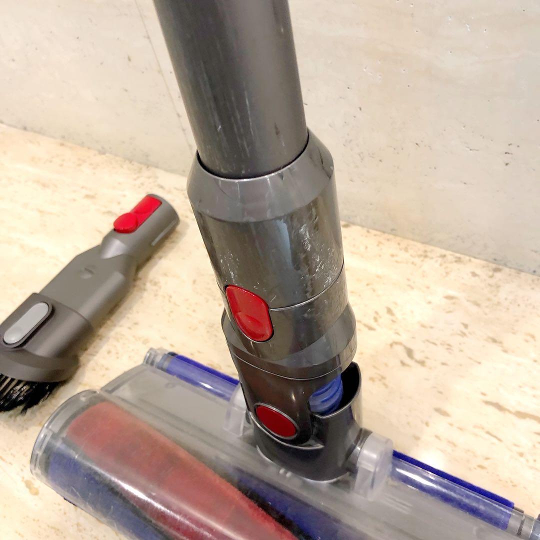 ダイソン☆V8 fluffy☆コードレス掃除機