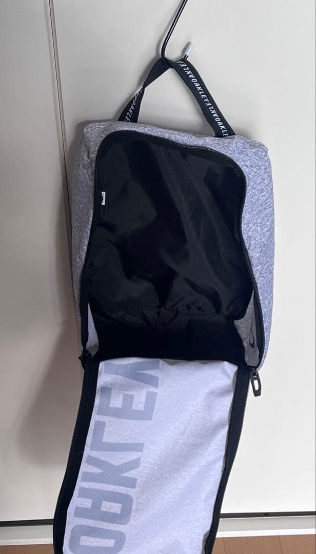 ゴルフバッグ OAKLEY スタンド式キャディバッグ シューズケース付き