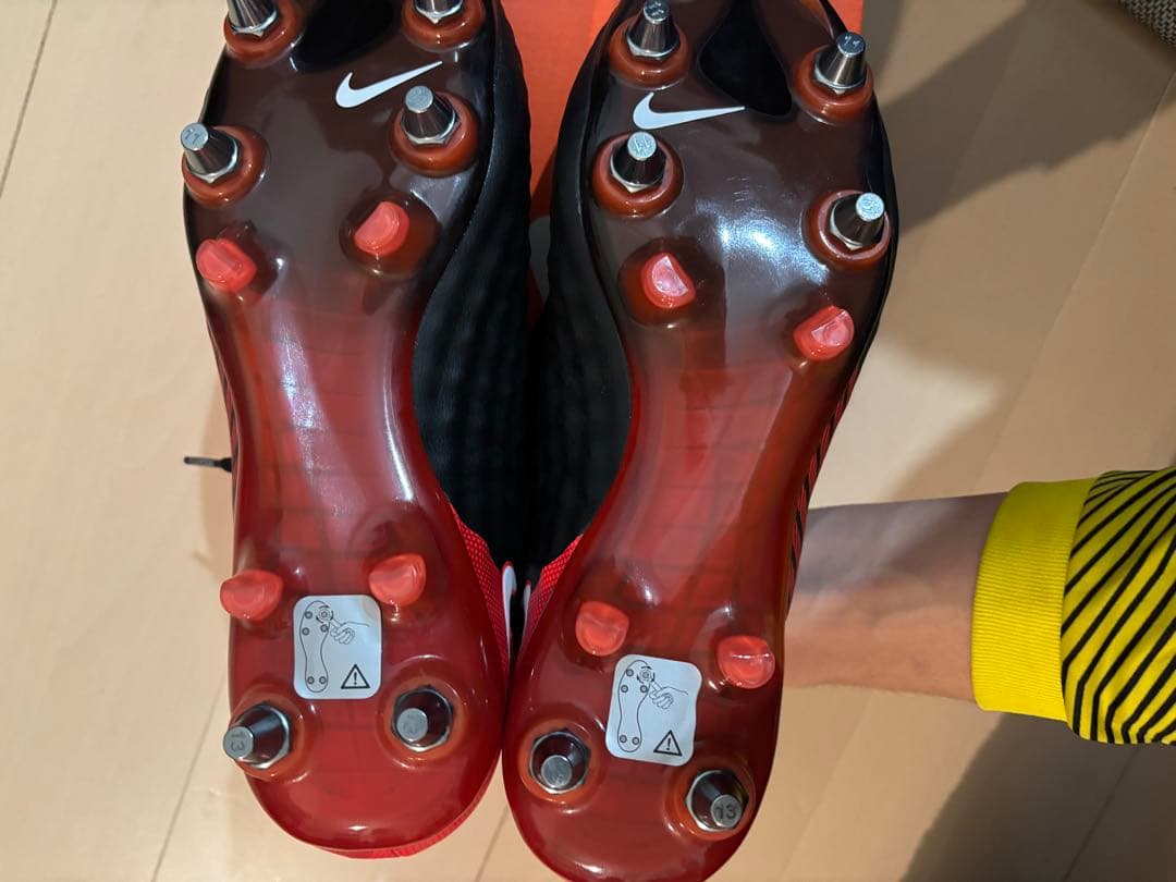 シューズ NIKE MAGISTA OPUS ll SG-PRO AC