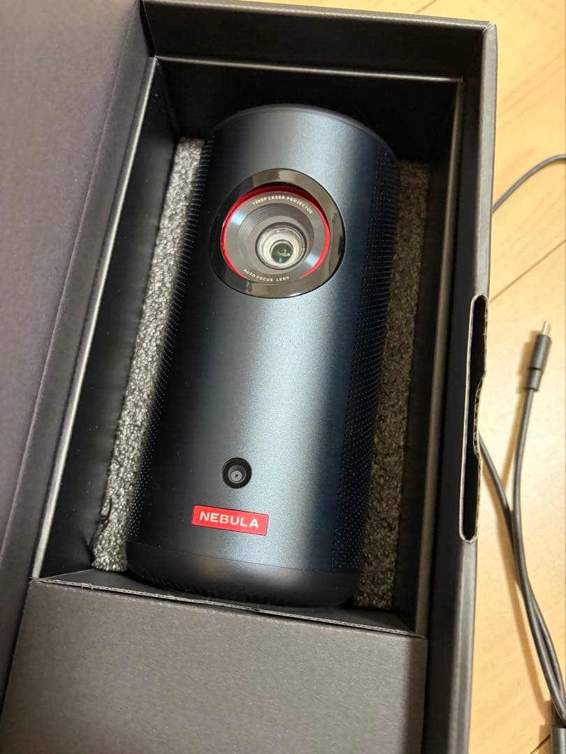 Nebula Capsule 3 Laser 本体　　スタンド付き