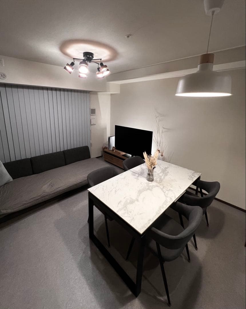 【5/16までの特別特価！！】ニトリ 伸縮式セラミックテーブル WH