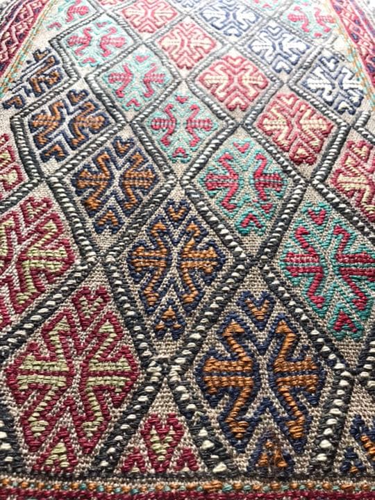 キリム　ジジム　ラグ