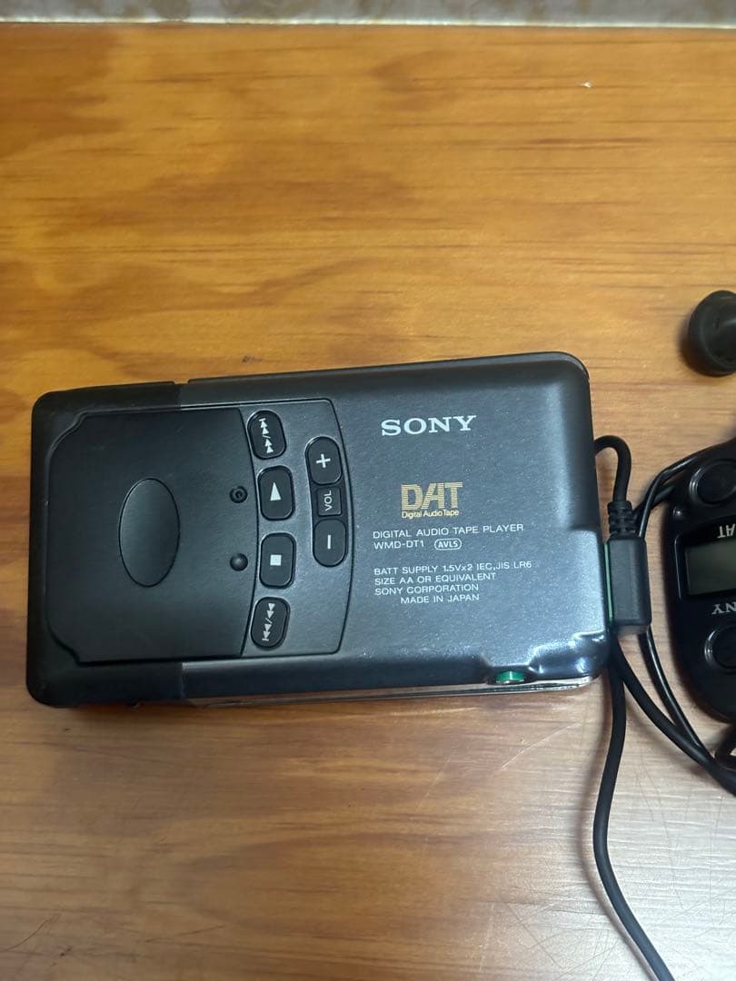 SONY DATウォークマン 　2点ジャンク品