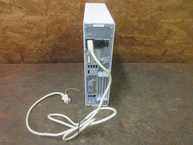 7★送料込★ 富士通 ESPRIMO D588/TX デスクトップPC ジャンク