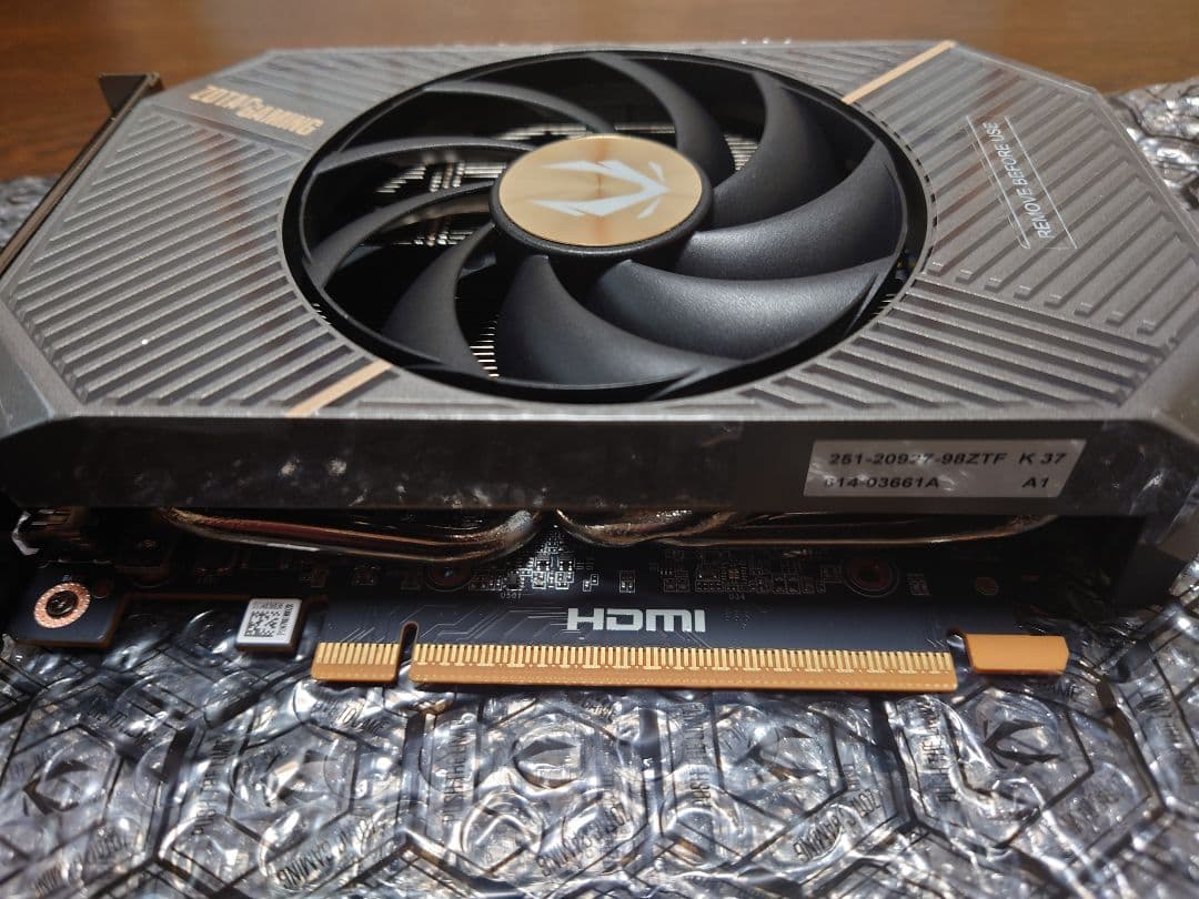 グラフィックボード・グラボ・ビデオカード ZOTAC GAMING GeForce RTX 5060 SOLO 8GB