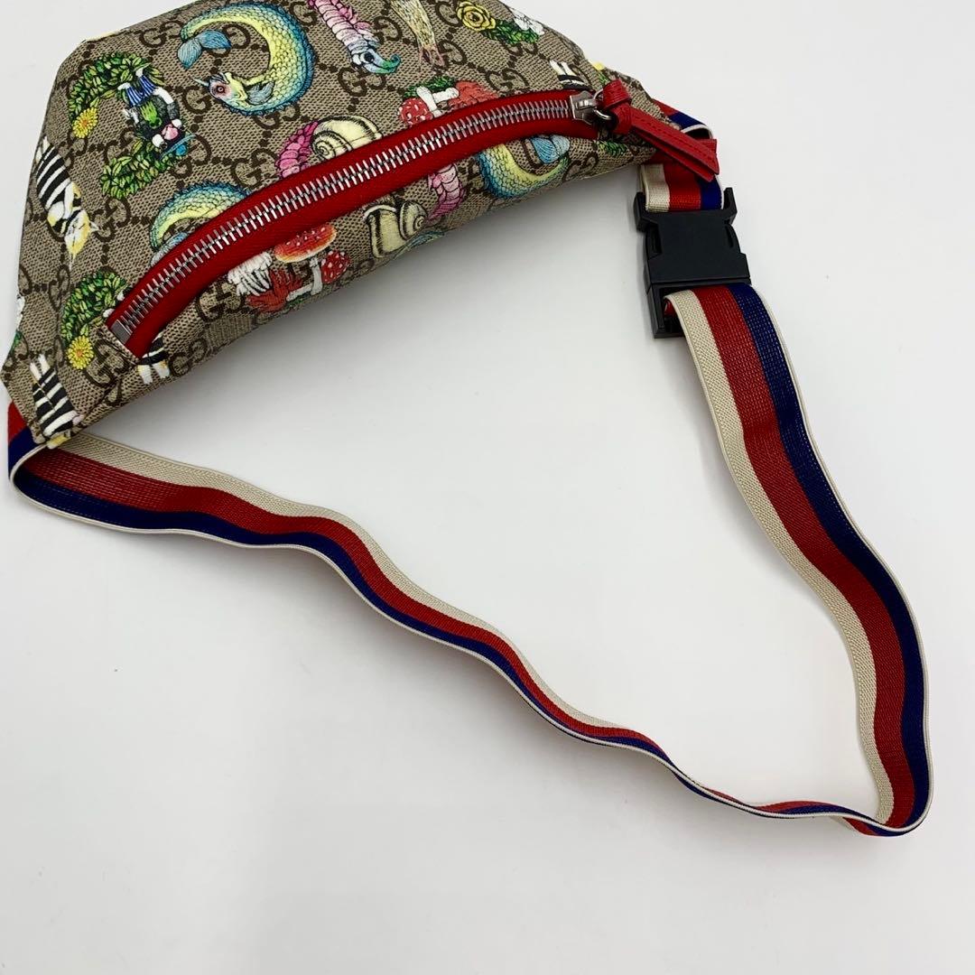 【付属品完備✨ほぼ未使用】グッチ ボディバッグ 斜め掛けバック ヒグチユウコ