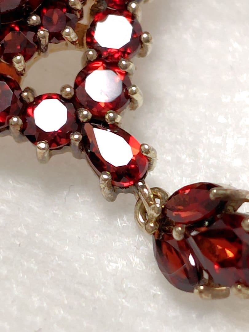 ロクザン　天然ガーネット　ブローチ　ペンダント　アクセサリー　ジュエリー