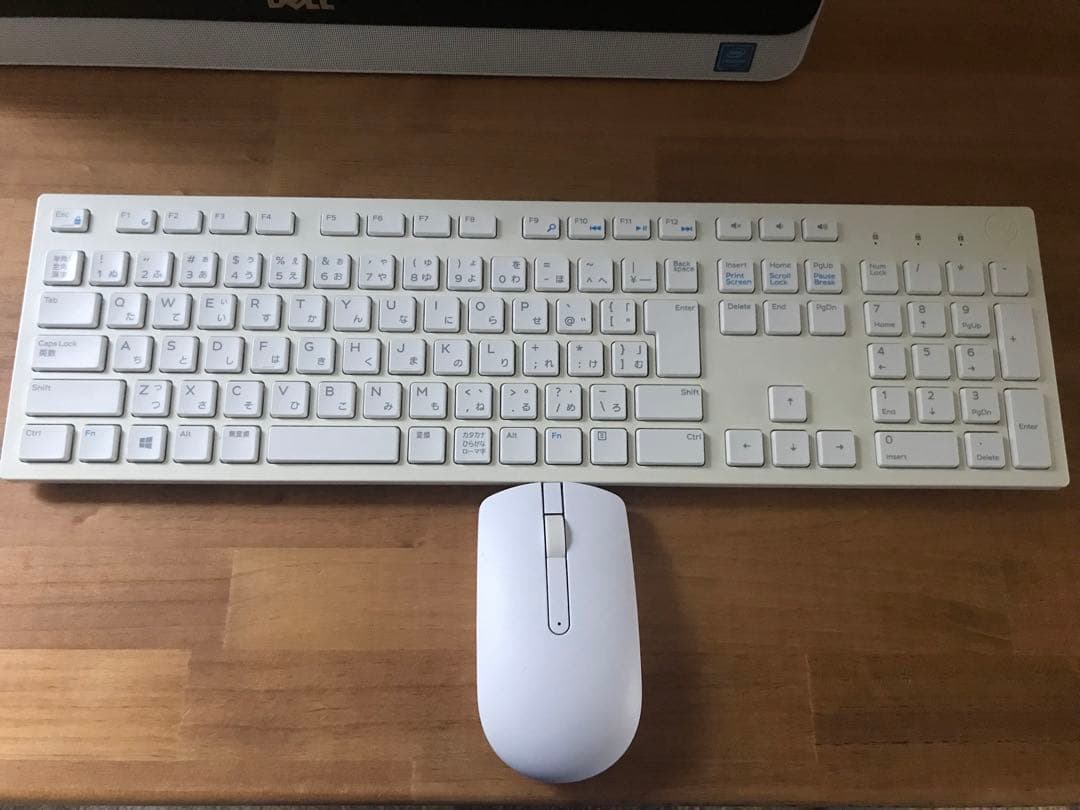 dellデル　デスクトップパソコンinspiron20 3052