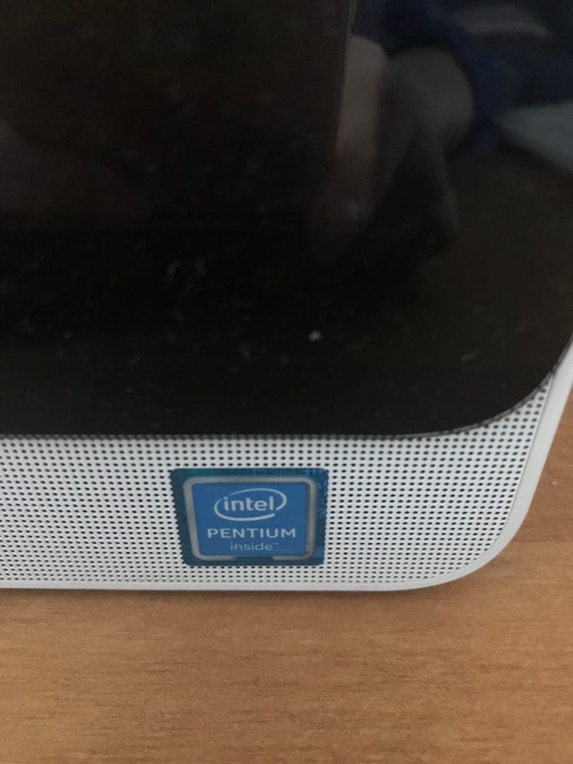 dellデル　デスクトップパソコンinspiron20 3052