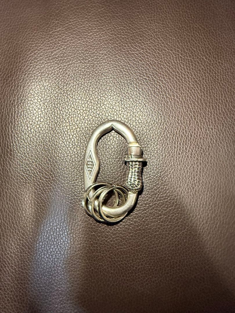 PEANUTS & Co.ベロ peanuts Carabiner Silver