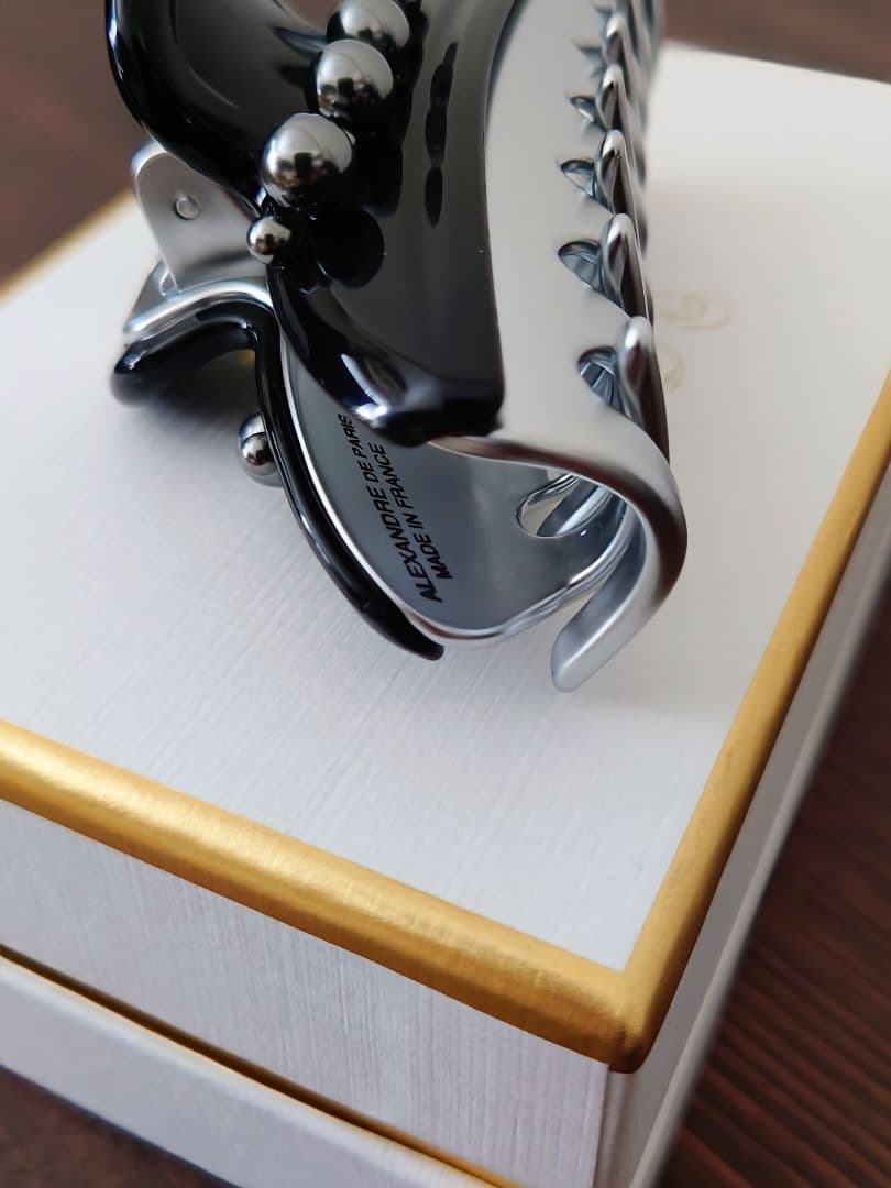 新品 アレクサンドルドゥパリ パール ヴァンドームクリップ グレー