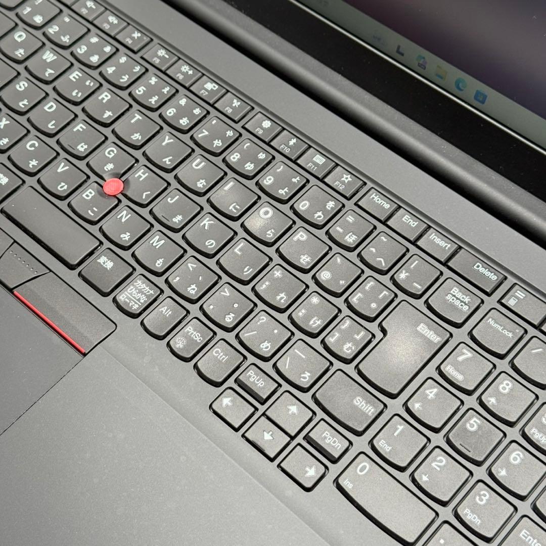 美品 Lenovoノートパソコン 10世代 32GB 新品NVMe 11pro