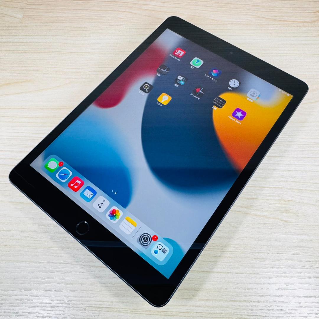 P84 超美品 SIMフリー iPad 第9世代 256GB セルラー