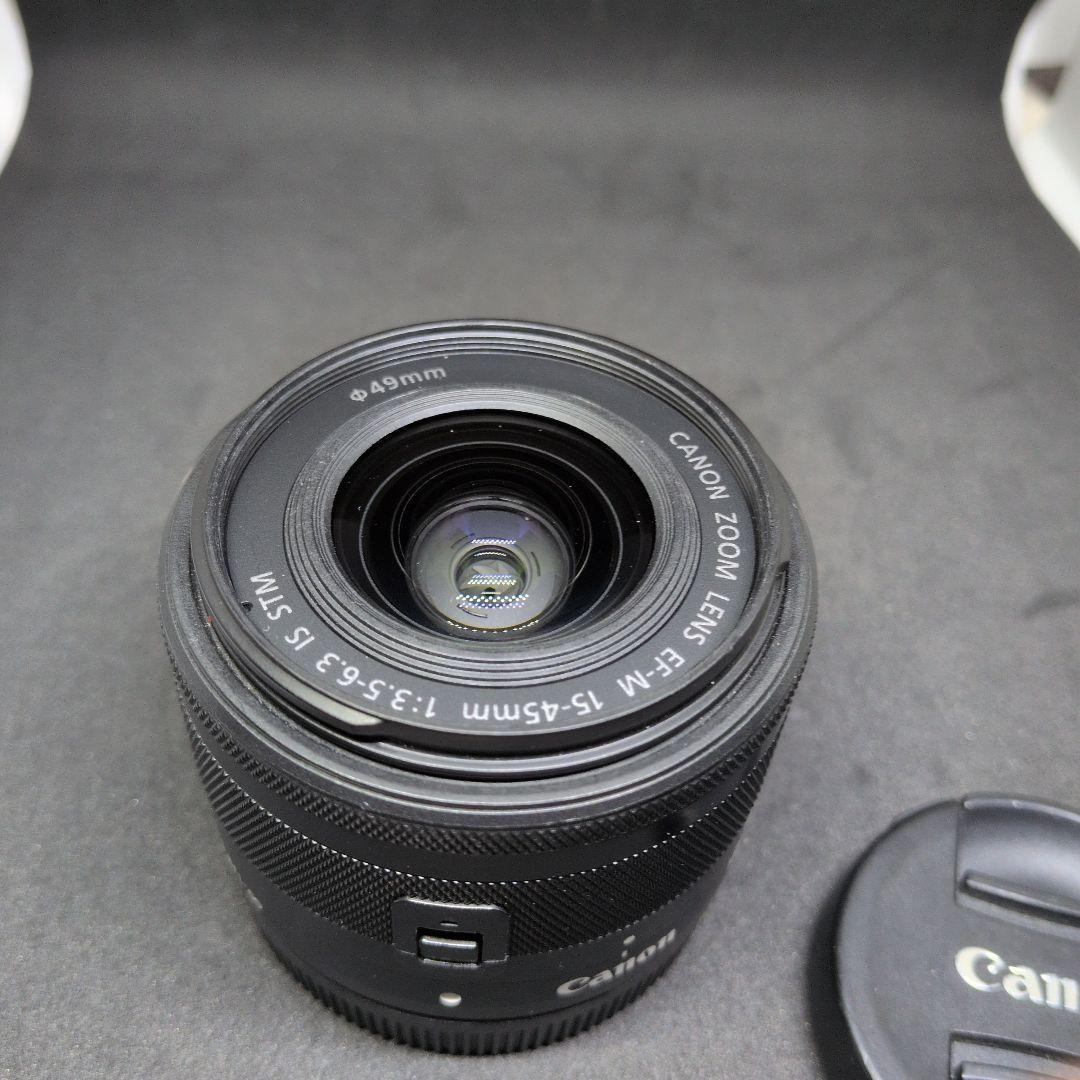 Canon EOS Kiss M ミラーレス一眼 Wズームレンズキット