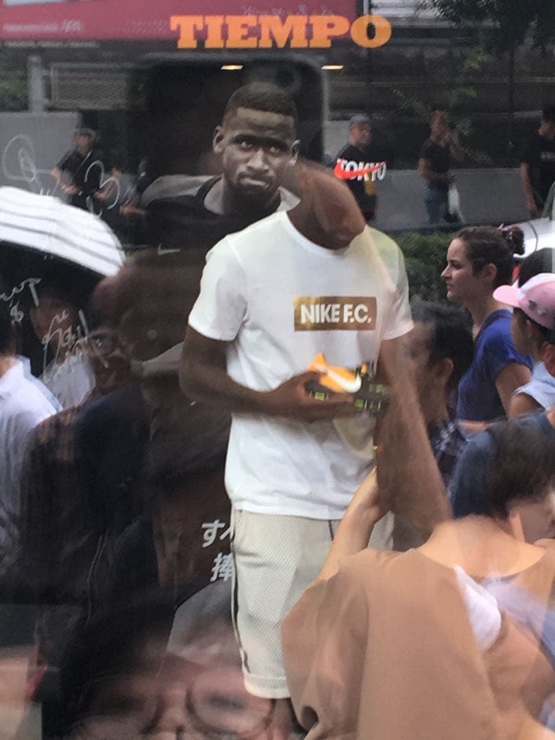 Chelsea FC FÀBREGAS 4 サイン入りシャツ