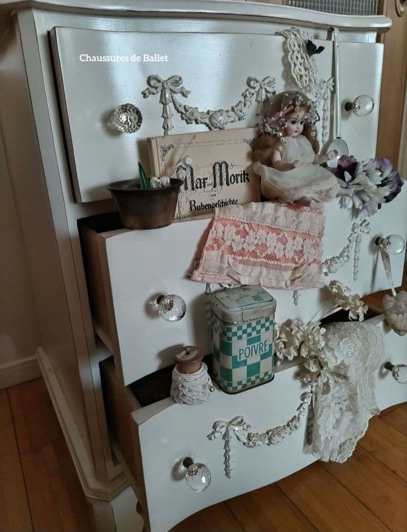 フレンチドロワー　フランスアンティーク　フレンチチェスト　シャビー　引き出し