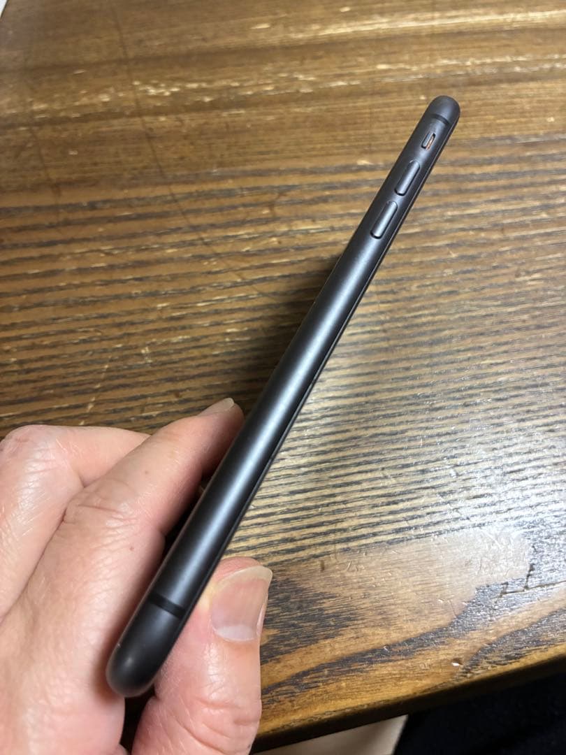 iphone11 ブラック　64GB