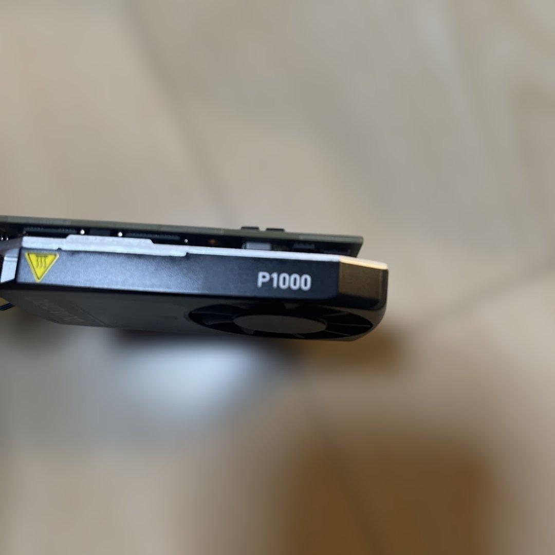 NVIDIA Quadro P1000 グラフィックボード