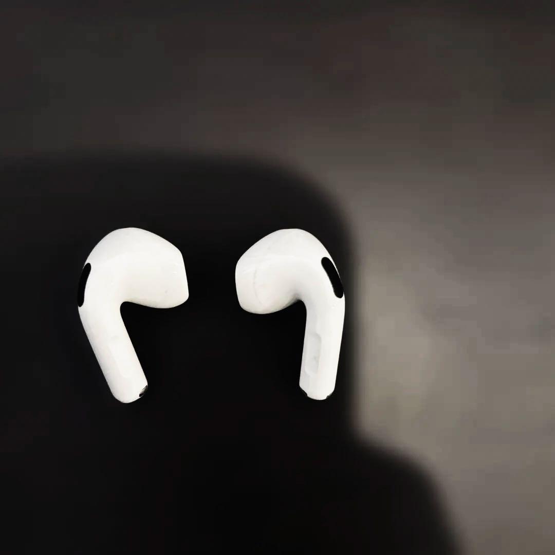 AirPods4 ワイヤレスイヤホン ANCなし(本体のみ)