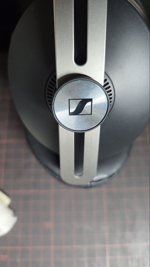 ヘッドホン Sennheiser MOMENTUM3 Wireless