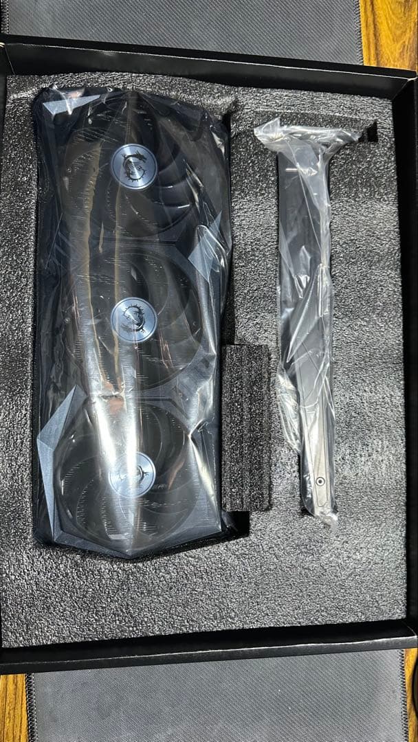 グラフィックボード・グラボ・ビデオカード GeForce RTX 3070 GAMING X TRIO