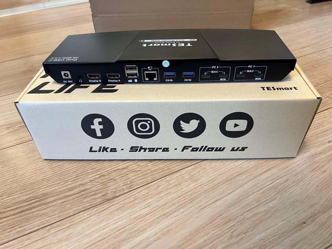 TESmart KVM ノートPC2台 デュアルモニター