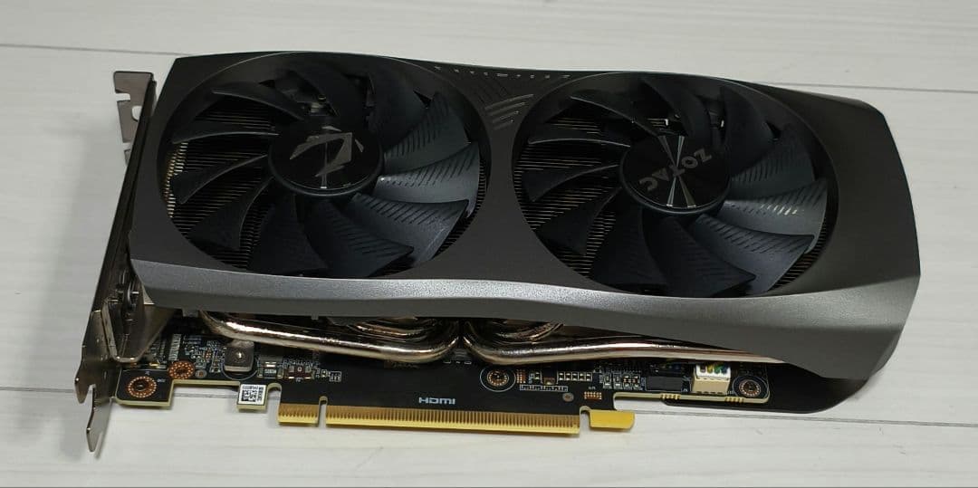 グラフィックボード　geforce RTX4070 ZOTAC GAMING