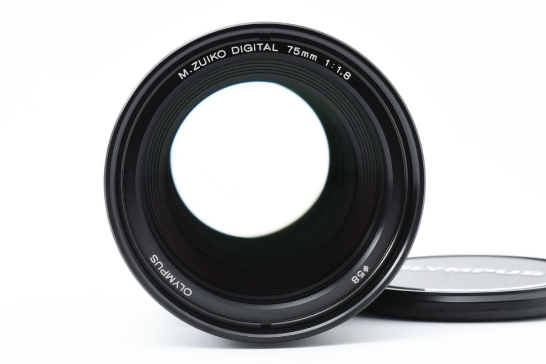 単焦点　OLYMPUS M.ZUIKO DIGITAL ED 75mm F1.8