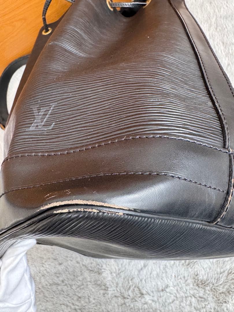 専用　ルイ・ヴィトン エピレザー バケットバッグ ブラック