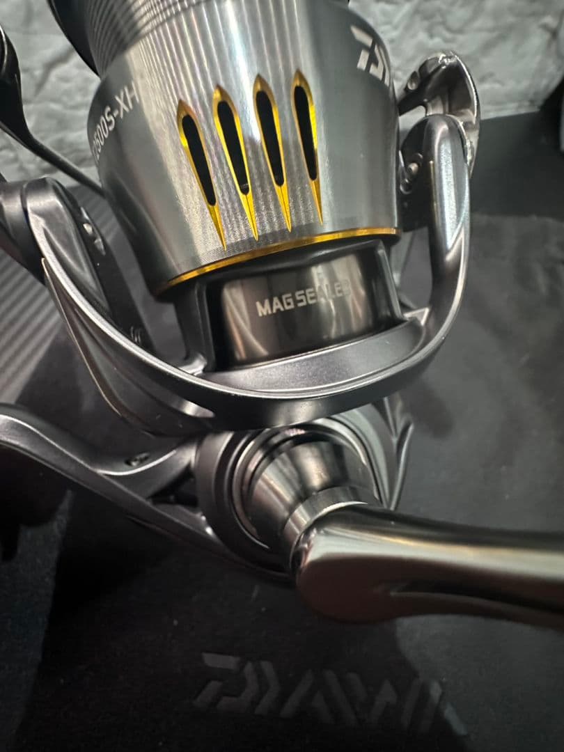 ビ*ス様 DAIWA　23エアリティ　LＴ2500-XH
