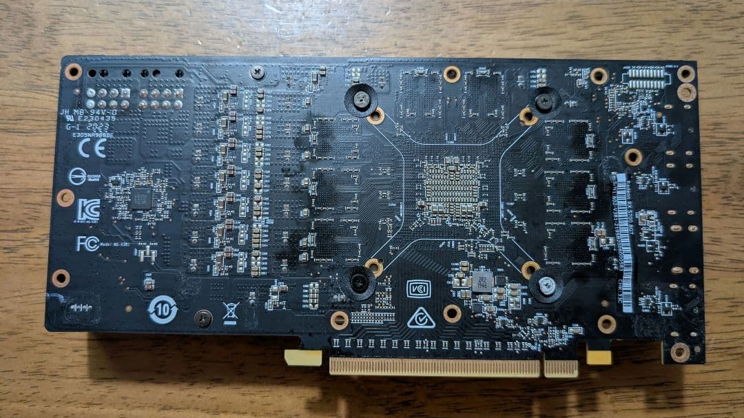 MSI Radeon RX5700 8GB PCI-Eグラフィックボード