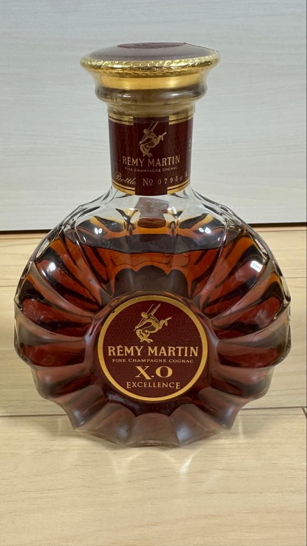REMY MARTIN XO EXCELLENCE 700ml 化粧箱付き