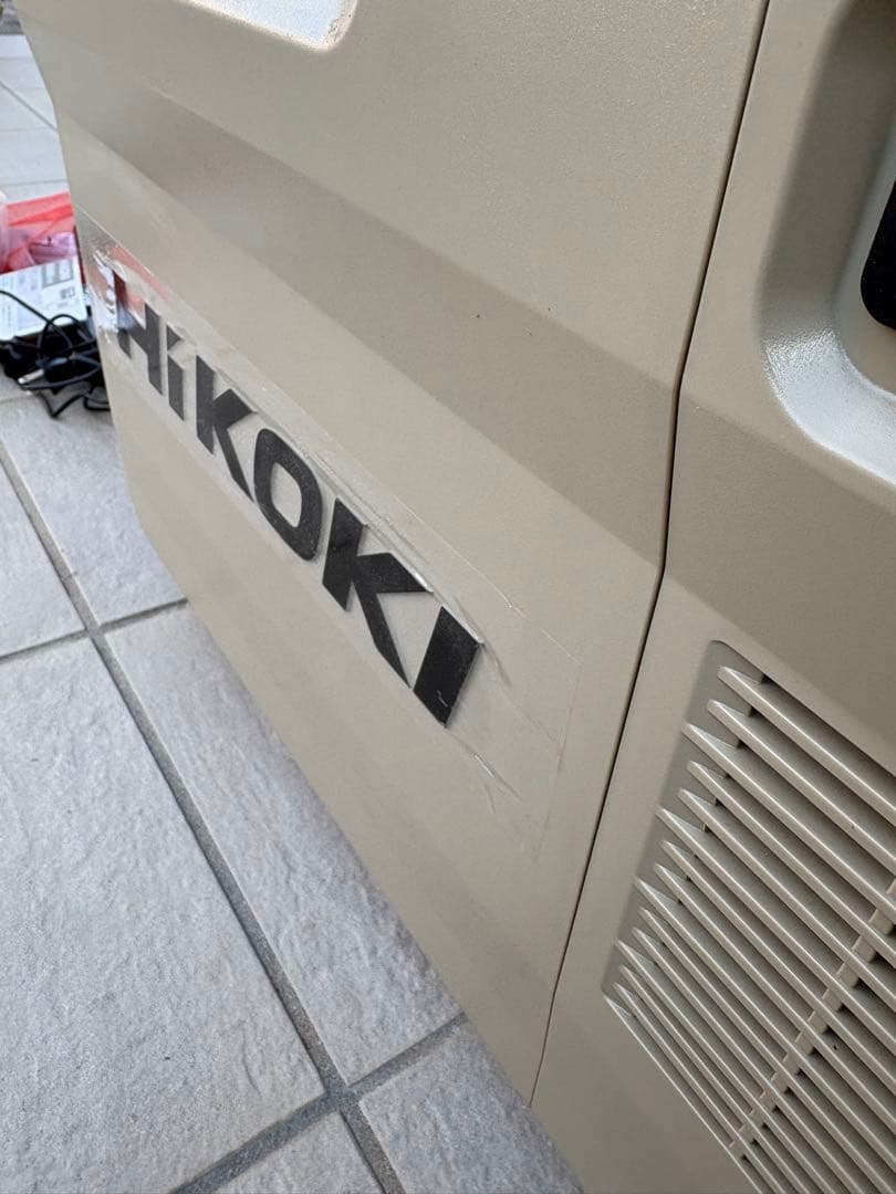 展示品　未使用　ハイコーキ　冷温庫 サンドベージュ UL18DBA(WMBZ)