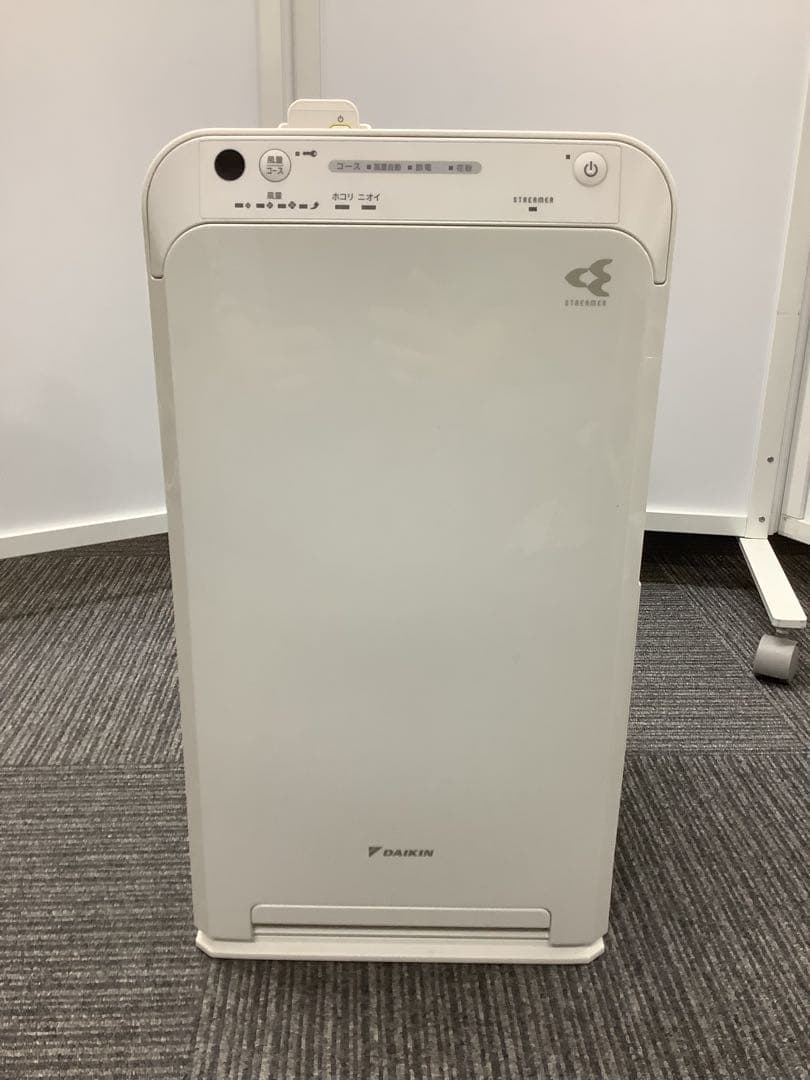 み ダイキン 空気清浄機 MC55Z-W 2023年製（★）