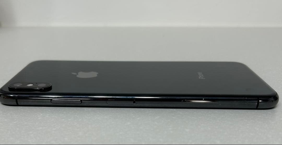 iPhone XS Max 64GB スペースグレー　訳あり