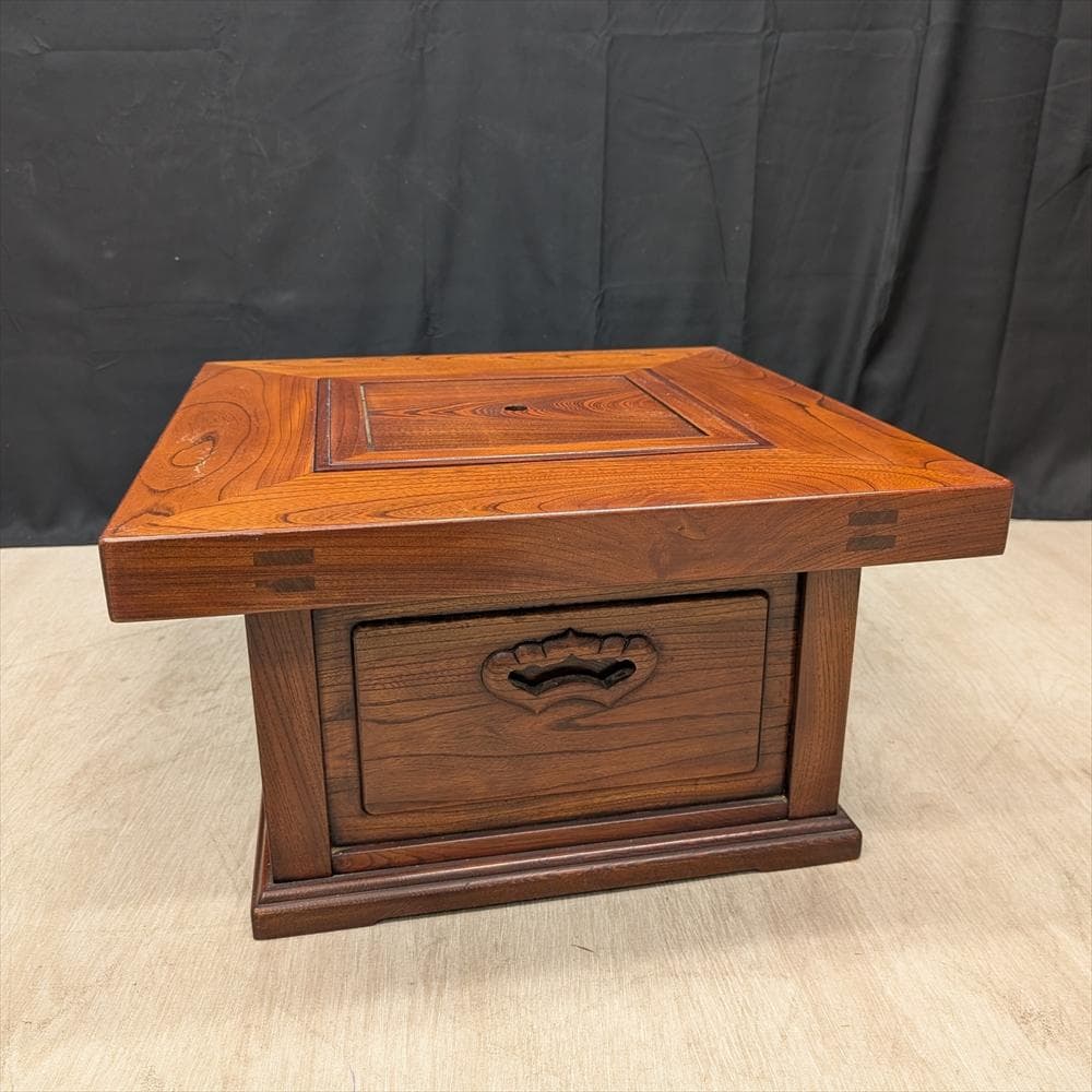 欅 ケヤキ　無垢　関西火鉢　箱火鉢　角火鉢　火鉢　囲炉裏　いろり　炉端　引き出し