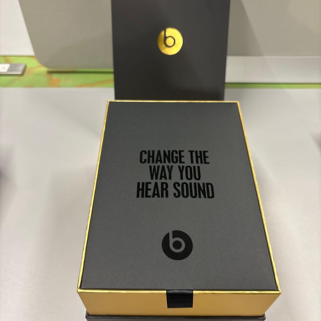 ヘッドホン Beats Studio3 Wireless Skylinecollection