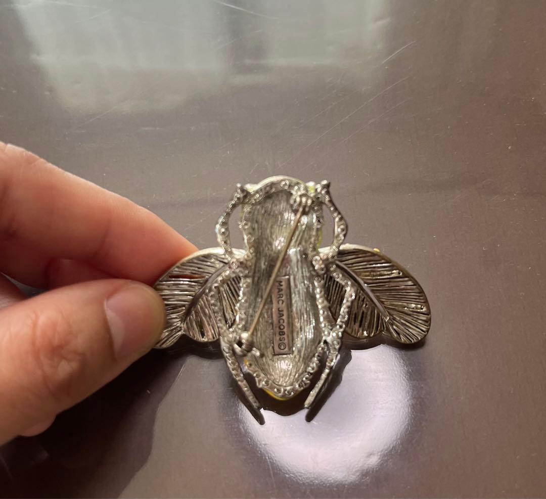 【ハッチ】マークジェイコブス 蜂 Bee 黄色 ブローチ バッジ 動物