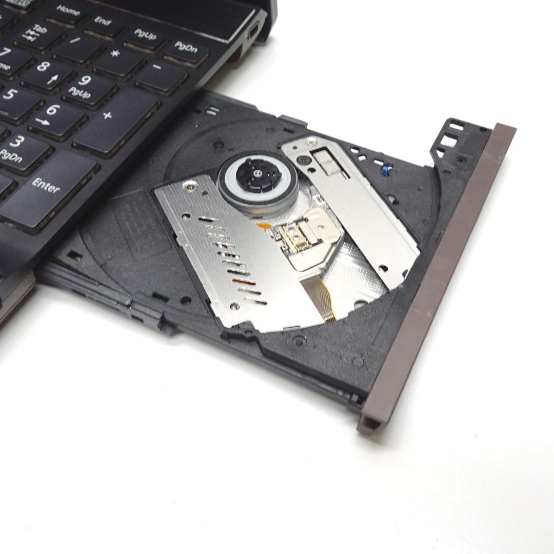 富士通 WA3/C2✨美品！i7/32GB/SSD512/BD/元箱付 オフィス