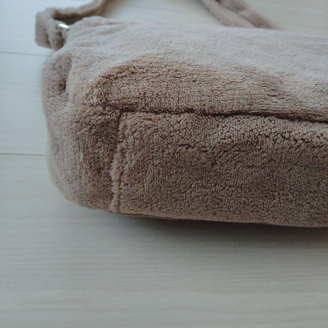 CHANEL ノベルティ　ショルダーバッグ