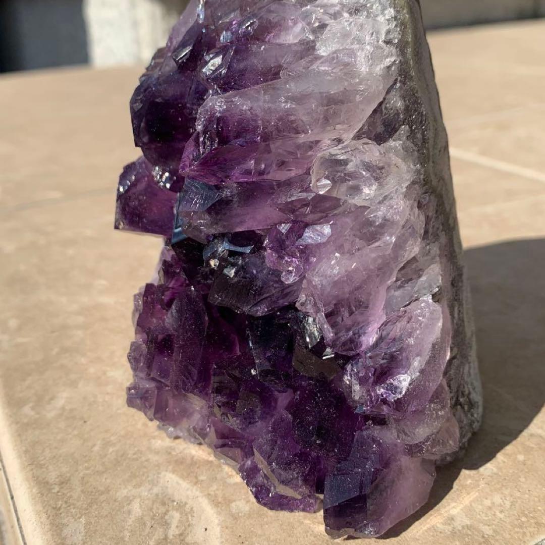 【♒映え映え・色が濃い♒】濃厚紫色 ウルグアイ産 高品質アメジスト 原石 天然石